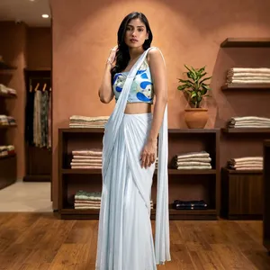 Saree ผ้าชีฟองมีระบายด้านบนที่สง่างามและสัมผัสผู้หญิง - Product Image 5