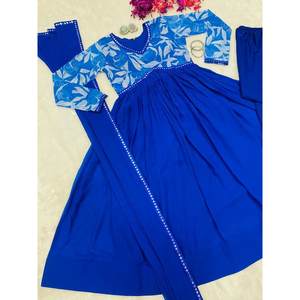 DISEÑADOR GEORGETTE BORDADO INFERIOR DE VESTIDO IMPRESO DIGITAL CON DUPATTA AZUL - Product Image 4