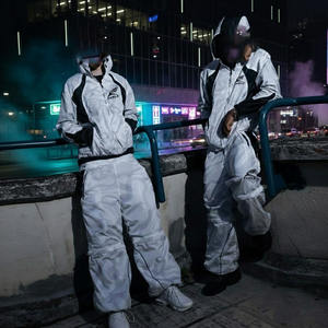 Conjunto Deportivo para Hombre 2026, Impermeable, Ligero, de Poliéster y Nailon, Chaqueta Cortavientos, Diseño Único, Varios Colores - Product Image 1