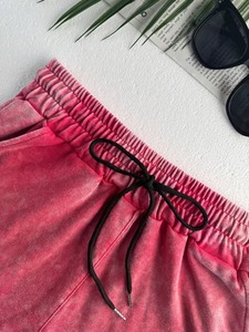 Ensemble de survêtement d'été 2 pièces en coton respirant pour hommes, personnalisé, vente en gros, avec t-shirt et short décontractés en coton à imprimé floral et effet délavé - Product Image 5
