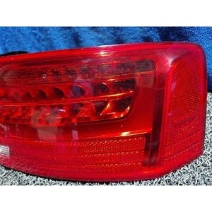 Luz Trasera Derecha Usada A5 8T8945096F - Product Image 2