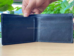 Cartera Bi Fold de cuero negro genuino estilo Vintage hecha a mano Real para hombre Cartera de negocios de cuero de vaca versátil en oferta al por mayor - Product Image 4