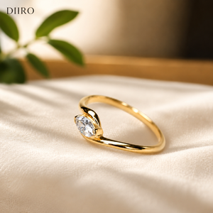 Anillo de compromiso de lujo con diamante solitario en forma de marquesa para mujer, chapado en oro amarillo, con moissanita ovalada. - Product Image 5