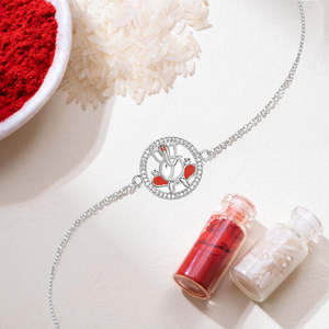 Chaîne Rakhi en argent sterling plaqué rhodium avec zircone cubique, motif Ganesh Ji Blessings, minimaliste unisexe, pour homme et frère - Product Image 3