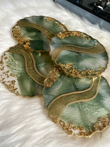 Posavasos de Resina Dorada de Lujo, Posavasos Decorativos Únicos para Regalos de Bodas y Decoración del Hogar, de la India - Product Image 5