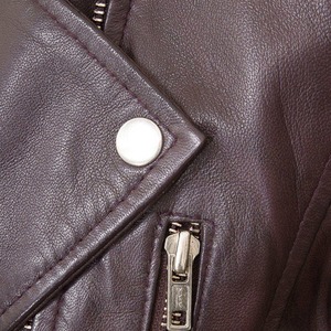แจ็คเก็ตหนังผู้หญิงทรงเข้ารูป มีทุกสี สวมใส่ง่าย ราคาสมเหตุสมผล - Product Image 4