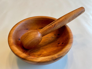 Ensemble mortier et pilon en bois artisanal, durable, pour broyer les herbes et les épices, bol en bois de qualité alimentaire, cuillère assortie - Product Image 2
