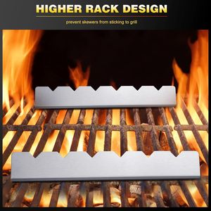 Set di 4 Supporti per Spiedini in Acciaio Inox, Rastrelliera per Shish Kebab, Accessori per Barbecue in Legno, Metallo e Bambù - Product Image 4