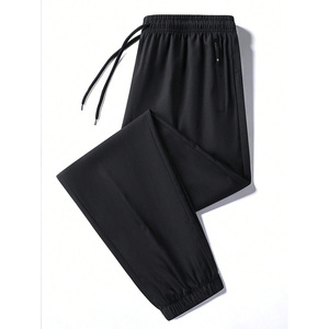 Pantalons de sport pour hommes personnalisés, légers, pour l'été, fabrication OEM au Pakistan, exportation mondiale - Product Image 1