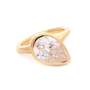 Ensemble de mariage minimaliste avec diamant de laboratoire en forme de poire, bague de mariage ondulée en or 14 carats, ensemble solitaire moderne unique - Product Image 4