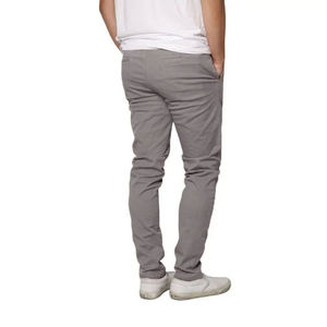 Pantalón chino de color sólido. Pantalones casuales de sarga 100% algodón, corte ajustado, venta al por mayor OEM. Diseño personalizado de calidad orientado a la exportación. - Product Image 4