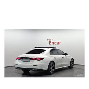 Mercedes-Benz Clase E E200 Avantgarde 2024, 15,248 km, Caja de Cambios Automática, Volante a la Izquierda, Cámara Trasera - Product Image 2