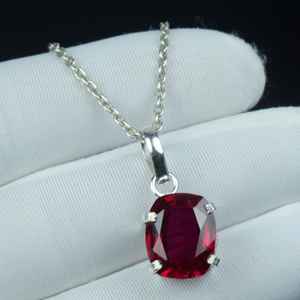 Pendentif unique en rubis rouge taille coussin 18 carats en argent sterling 925, collier bijou pierre précieuse de guérison - Product Image 1