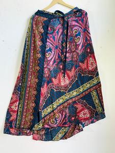 Hermosa Falda de Seda para Mujer, Estilo Vintage, Ideal para la Playa, Elegante y Versátil, para Usar en Todas las Estaciones - Product Image 1