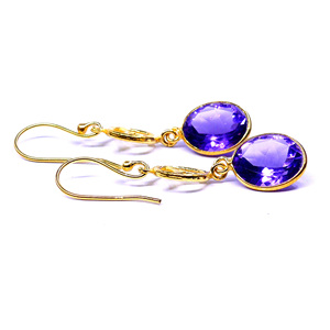 Boucles d'oreilles pendantes classiques en améthyste plaquées or pour femme, à porter au quotidien, serties en clos, forme goutte d'eau - Product Image 5