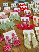 Boucles d'oreilles brodées de perles de rocaille, forme ovale, faites à la main en Inde, MADIHA ART and CRAFTS, style tendance pour femmes et filles