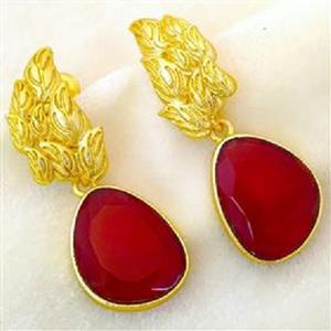 Pendientes de Plata de Ley con Baño de Oro de 18K y Gema Roja con Forma de Monalisa, Pendientes de Gema Roja con Baño de Oro de 18K - Product Image 3