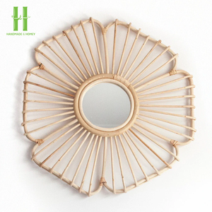 Décoration en rotin tressé fait main au design vintage et moderne pour chambre d'enfant, salon et crèche, modèle 2026 du Vietnam - Product Image 4