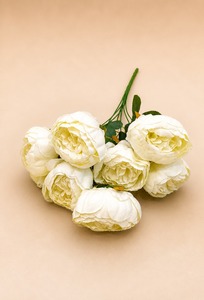 Arreglo Floral Premium de Orquídeas - Product Image 1