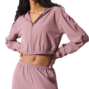 Fournisseur de sweats à capuche zippés personnalisés pour femmes, coupe courte, très tendance, extensibles, décontractés, de qualité supérieure, OEM, marque privée, coupe ajustée - Product Image 4