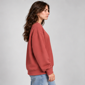 เสื้อสเวตเชิ้ตคอกลมสีแดงอิฐสำหรับผู้หญิง แขนยาว สกรีนโลโก้ได้ตามต้องการ - Product Image 3