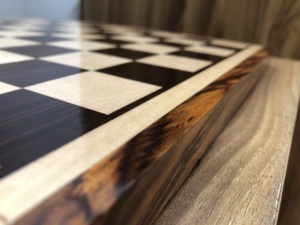 Échiquier de luxe en bois artisanal, poli sur mesure, en bois massif, ensemble d'échecs décoratif, vente en gros - Product Image 5