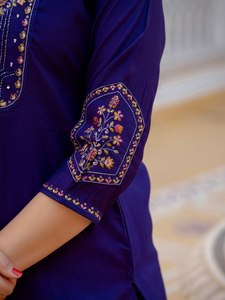 Conjunto de Kurti de Seda de Mango y Viscosa Morada, Bordado, de Secado Rápido, para Todas las Temporadas, con Dupatta, Estilo Tradicional Informal para Mujer, Estilo India-Pakistán - Product Image 6