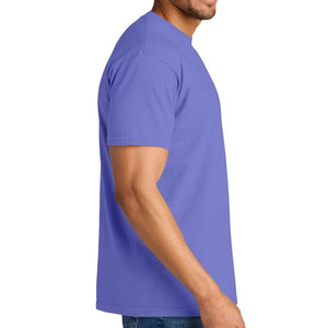 T-shirt léger et luxueux pour homme, à manches courtes, avec poche et logo sur la poitrine. Excellent choix pour les hommes actifs. Nouvelle collection. - Product Image 4