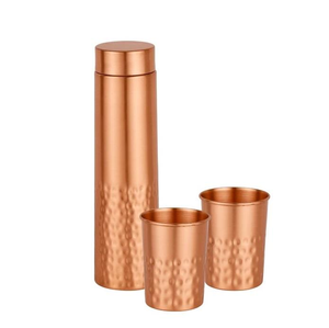 Bouteille en cuivre au design attrayant, très vendue, bouteille en cuivre multifonctionnelle, entièrement finie, bouteilles d'eau martelées à la main - Product Image 5