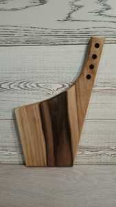 Planche à découper en bois de noyer massif, bois dur naturel, avec design incurvé sculpté, pour cuisine, restaurant et hôtel - Product Image 2