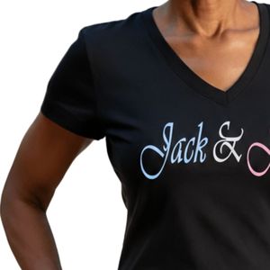 เสื้อยืดผู้หญิงสีดำ คอวี แขนสั้น พิมพ์ลายกราฟิก พิมพ์ตัวอักษร สวมใส่สบาย น้ำหนักเบา แฟชั่นทุกวัน เสื้อยืดลำลองสำหรับผู้หญิง - Product Image 2