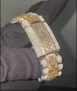 นาฬิกาเพชรโรสโกลด์ขายดีสำหรับผู้หญิง พร้อมสายแบบกำไลข้อมือ เหมาะสำหรับใส่ลำลอง มีจำหน่ายในราคาที่ดีที่สุดในตลาด - Product Image 3