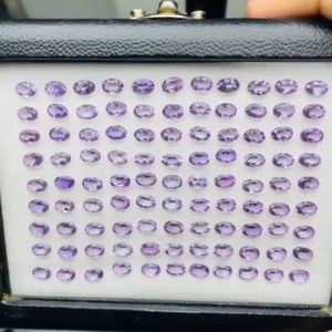 Ametyste naturelle taille ovale, qualité AAA, lustre exceptionnel, haute clarté, 6x4mm, 67,05 carats, certifiée, pierres brutes, prix abordable - Product Image 3