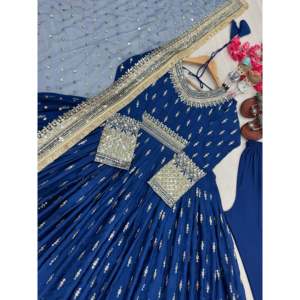 Ensemble de robes de soirée, robe de cérémonie avec dupatta et bas pour les occasions spéciales - Product Image 2