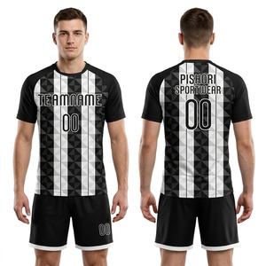 Uniforme de Voleibol Personalizado en Poliéster Sublimado Negro Cian con Gráficos Angulares Brillantes y Pantalones Cortos Negros - Product Image 2