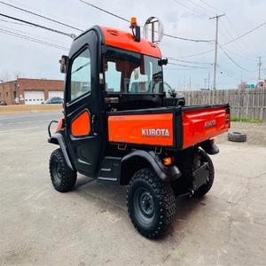 Véhicule utilitaire Kubota RTV X2 durable, conçu pour affronter les charges lourdes, les chemins boueux, les pentes raides et le travail lourd avec confiance et facilité. - Product Image 2