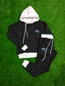 ชุดวอร์มแบบกำหนดเอง 350 GSM เสื้อฮู้ดดี้และกางเกงจ็อกเกอร์ |   ผู้ผลิตชุดกีฬาระดับพรีเมียม |   ชุดวอร์มพร้อมโลโก้แบบกำหนดเองและลายพิมพ์แบบซับลิเมชั่น - Product Image 2