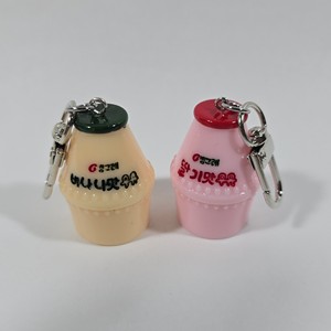 Portachiavi a Forma di Tazza di Ramen Coreano, Mini Tazze in Plastica con Stampa Digitale, Tema Anime, Novità per Uso Promozionale - Product Image 2