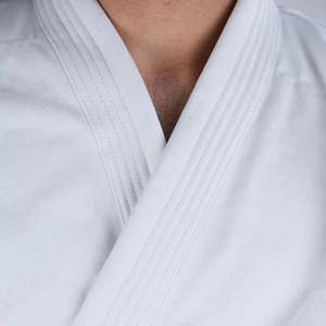 Nouveaux designs d'uniformes de karaté, combinaisons d'arts martiaux pour hommes, matériau de haute qualité, combinaison d'arts martiaux de couleur blanche, ceinture noire, uniformes de karaté - Product Image 4