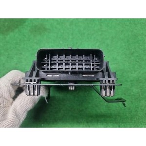 ECUs et modules informatiques d'occasion pour Town Car 8A5T13C148AD - Product Image 4