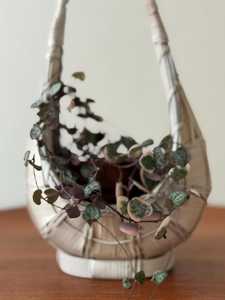 Panier en rotin tressé de style Mid-Century avec poignée, pot de fleurs d'intérieur, jardinière décorative, rangement, fournisseur en gros - Product Image 3