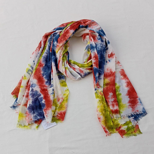 Meilleure vente 100% coton cravate-matrice motif femmes écharpes concepteur foulard enveloppes avec Logo personnalisé tissu extrêmement doux à vendre - Product Image 4