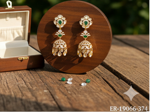 Pendientes de Novia Inspirados en la Herencia con Detalles Intrincados para Bodas Festivas y Uso Tradicional - Product Image 3