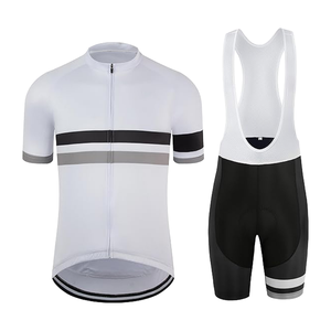 Ensemble de maillot et de short de cyclisme personnalisé en gros, respirant, à séchage rapide, léger, uniforme de cyclisme à manches courtes, kit avec nom d'équipe - Product Image 5