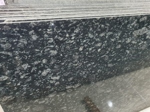 Dalles de granit Kotda polies de qualité supérieure pour plans de travail de cuisine, comptoirs, revêtements de sol, escaliers, panneaux muraux - En vente - Product Image 2