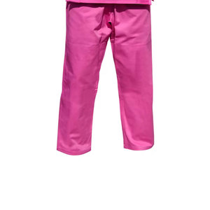 Uniforme de Karate de Alto Rendimiento con Tela Transpirable y Ajuste Cómodo para Entrenamiento y Actividades de Artes Marciales - Product Image 5