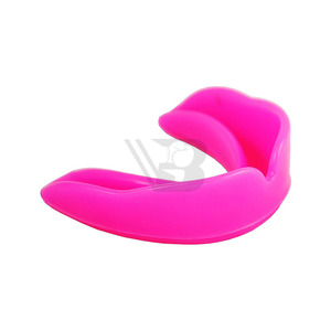 Protège-dents en caoutchouc de différentes couleurs pour la boxe et le MMA, entraînement et combats, personnalisable selon la demande - Product Image 1