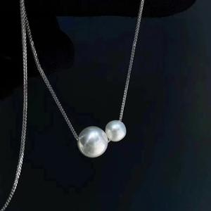 สร้อยคอเงินแท้ S925 ประดับมุกเปลือกหอยทรงไม่สมมาตร สไตล์เกาหลี อินเทรนด์ ดีไซน์เฉพาะตัว รุ่น D9229 - Product Image 3