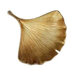 Bandeja de Metal con Forma de Hoja de Ginkgo Dorada de Lujo, Bandeja para Joyas, Porta Anillos Moderno con Forma de Hoja, Plato Decorativo para Mesa - Product Image 1