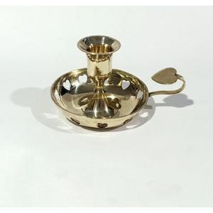 Porte-bougie personnalisable de la plus haute qualité, finition métallique lisse, sensation raffinée et luxueuse au toucher. - Product Image 5